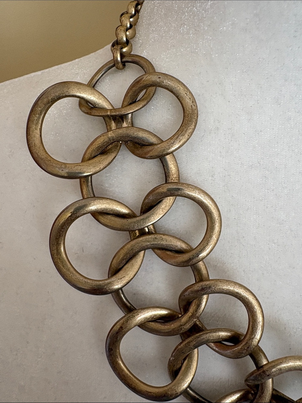 Vintage Stella & Dot Matte Gold Interlocking Circle Necklace and bracelet 🙌 - Picture 5 of 14